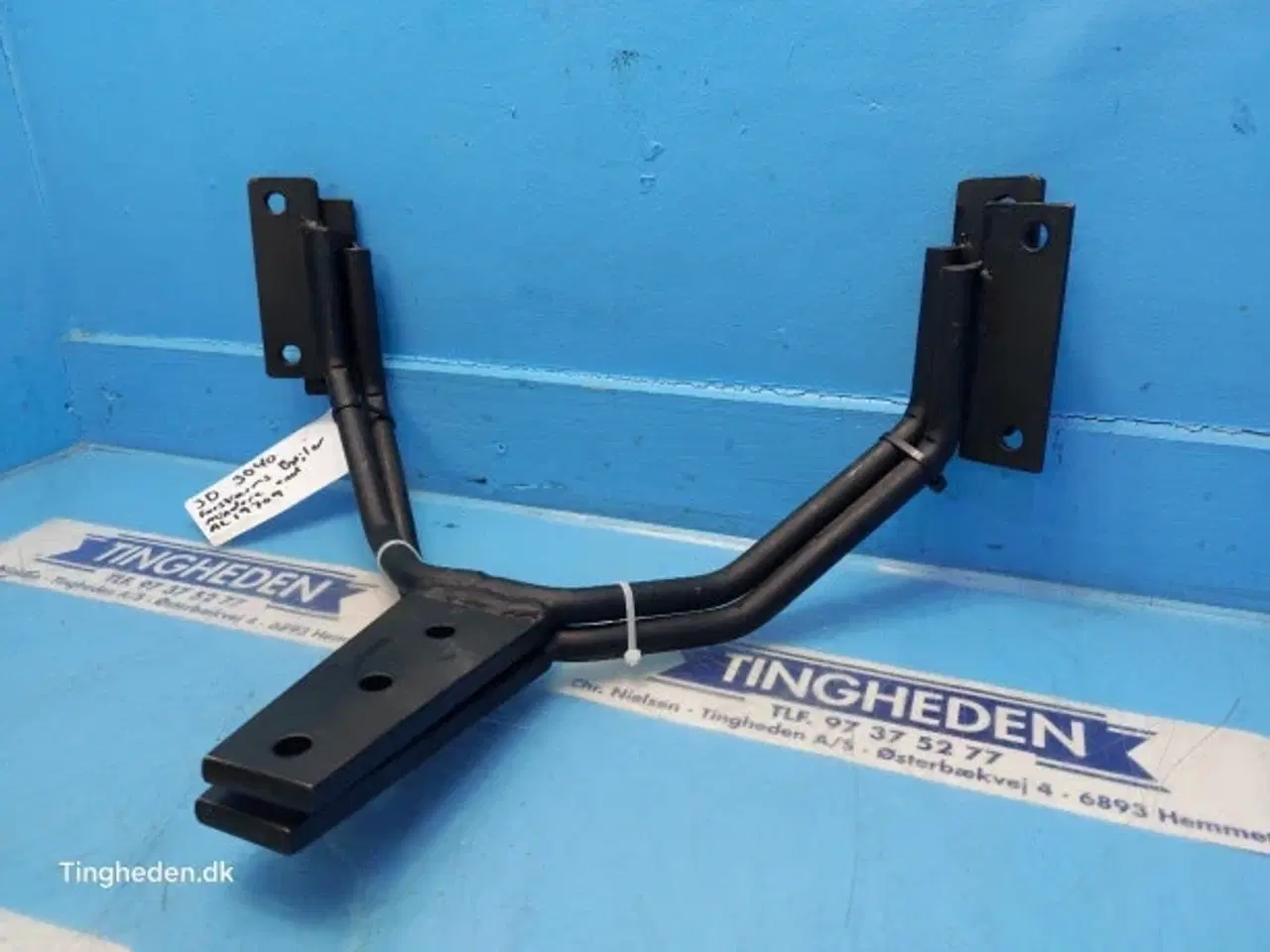 Billede 10 - John Deere 3040 Førksarms Bøjler Sæt AL19709