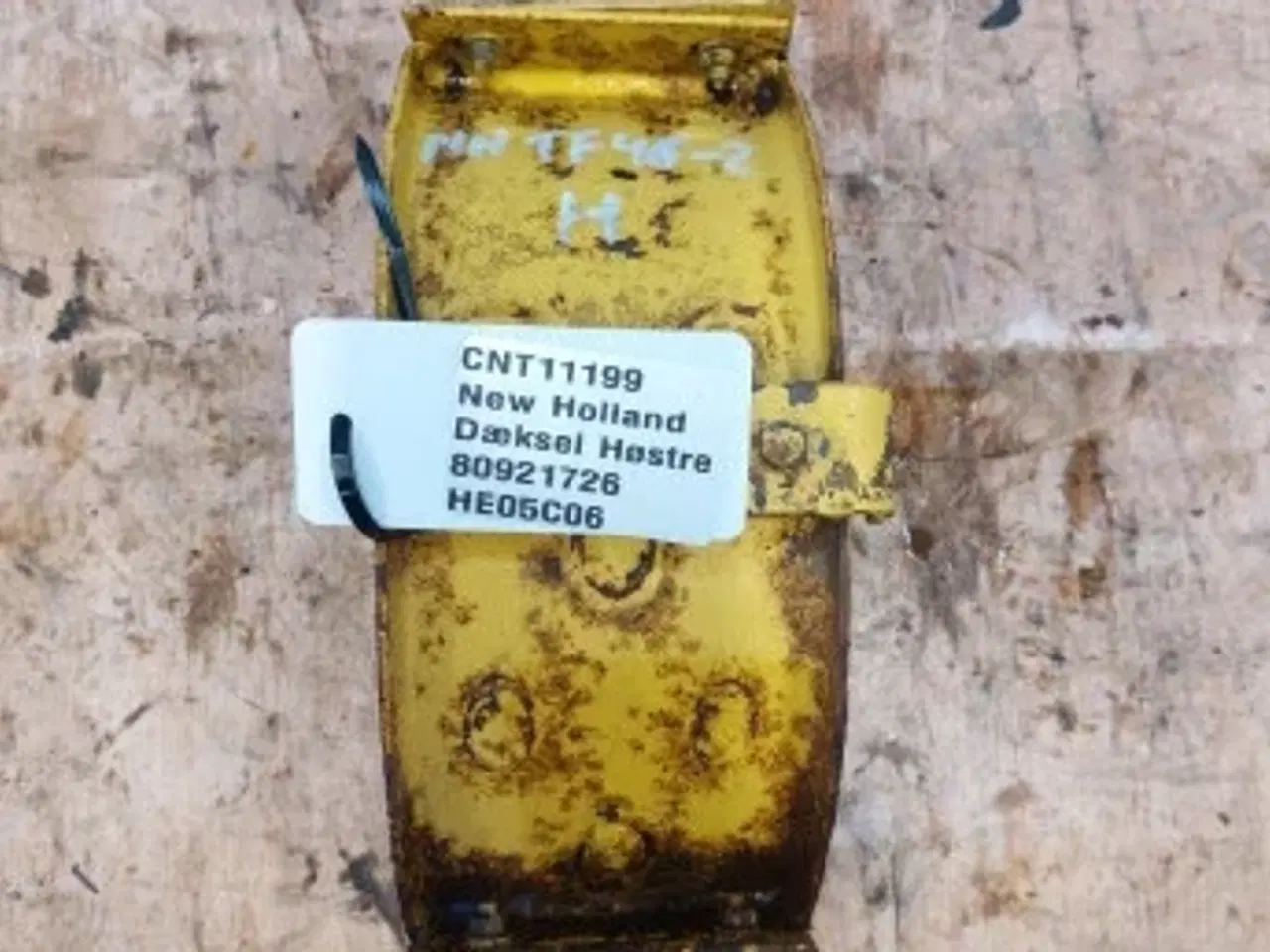 Billede 6 - New Holland TF46 Dæksel RH 80921726