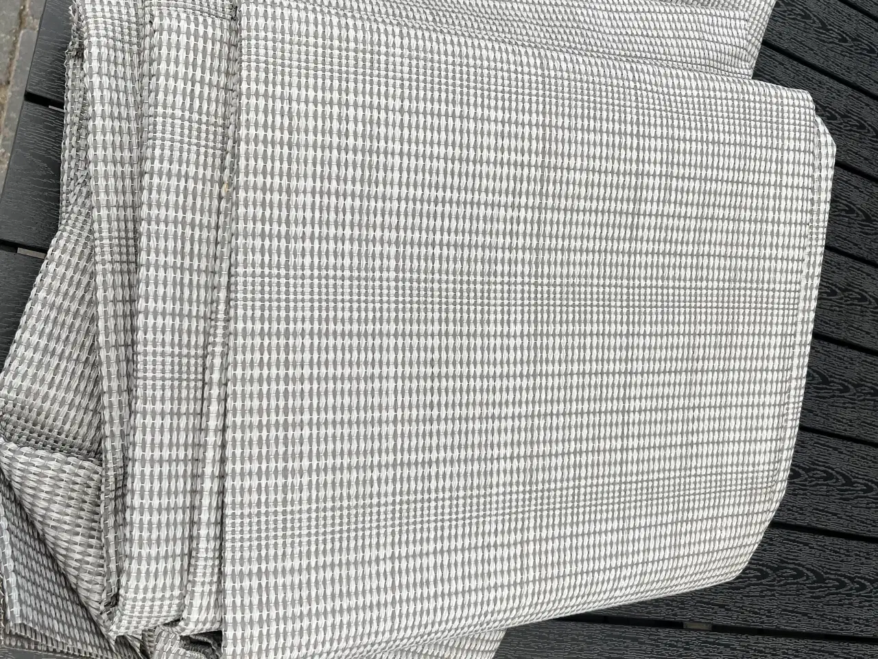 Billede 1 - Gulvtæppe til fortelt