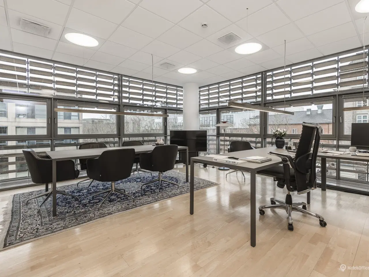 Billede 16 - Lyst og præsentabelt kontor med udsigt til Tuborg Havn