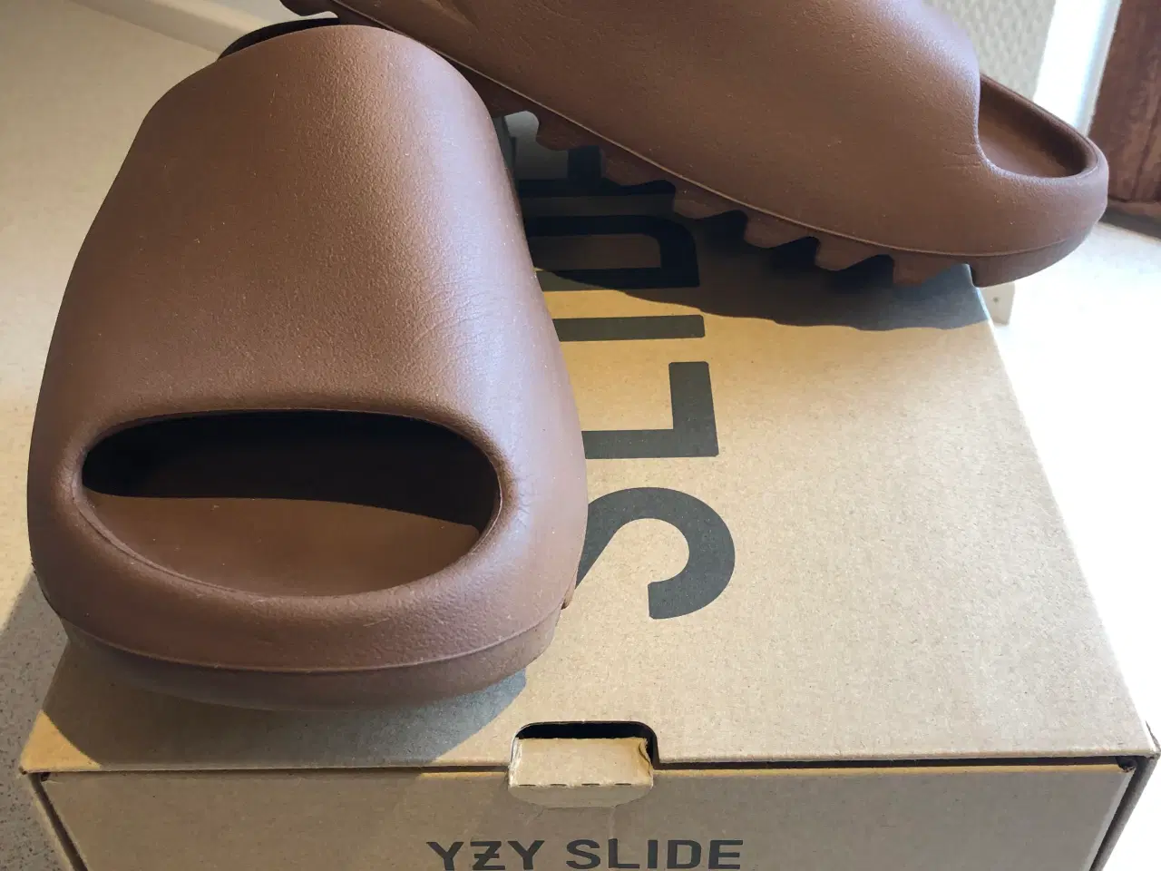 Billede 1 - Adidas yeezy slides