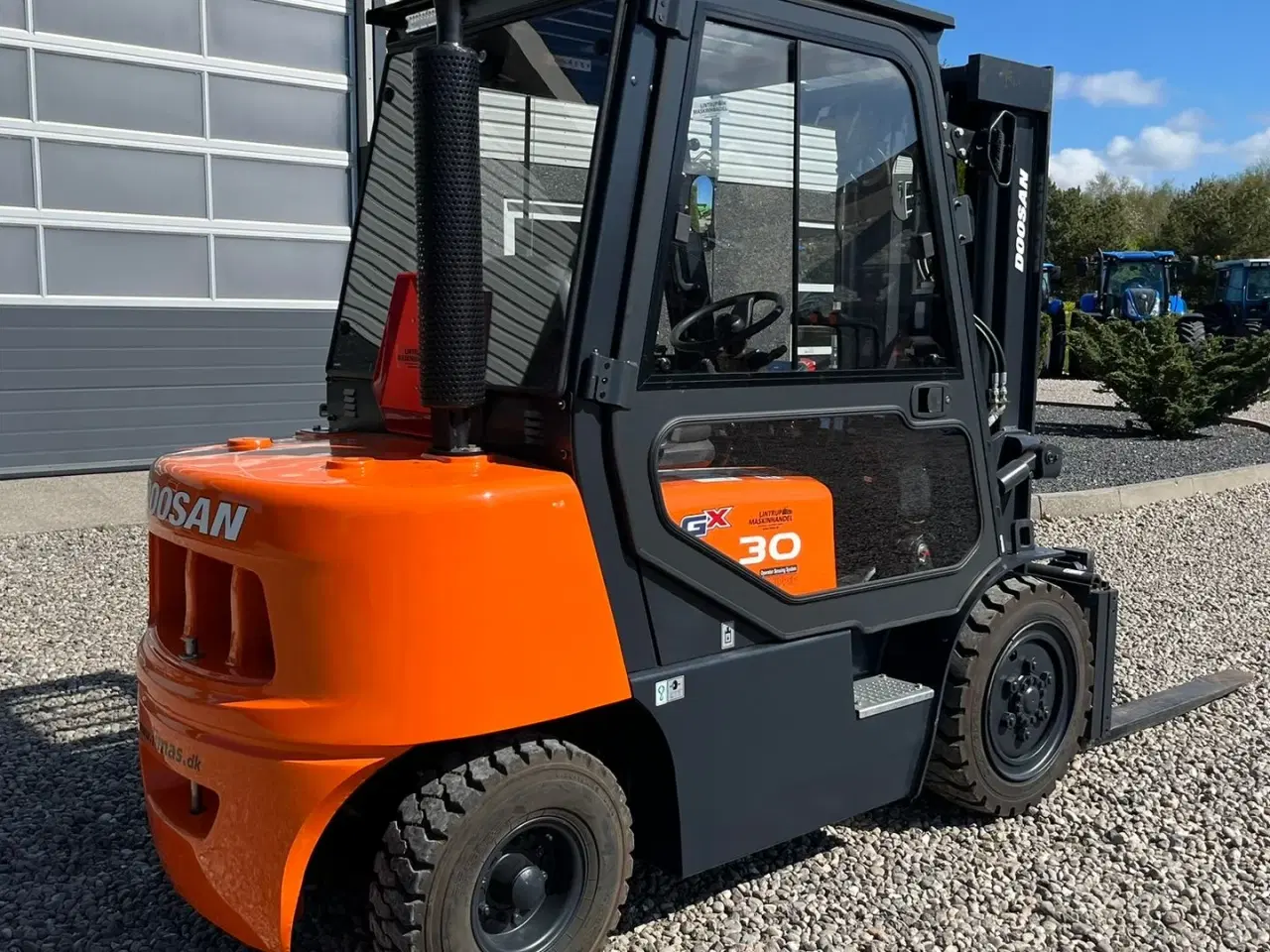 Billede 17 - Doosan D30 G med kabine og KUN 57 TIMER FRA NY, MED TIME GARENTI