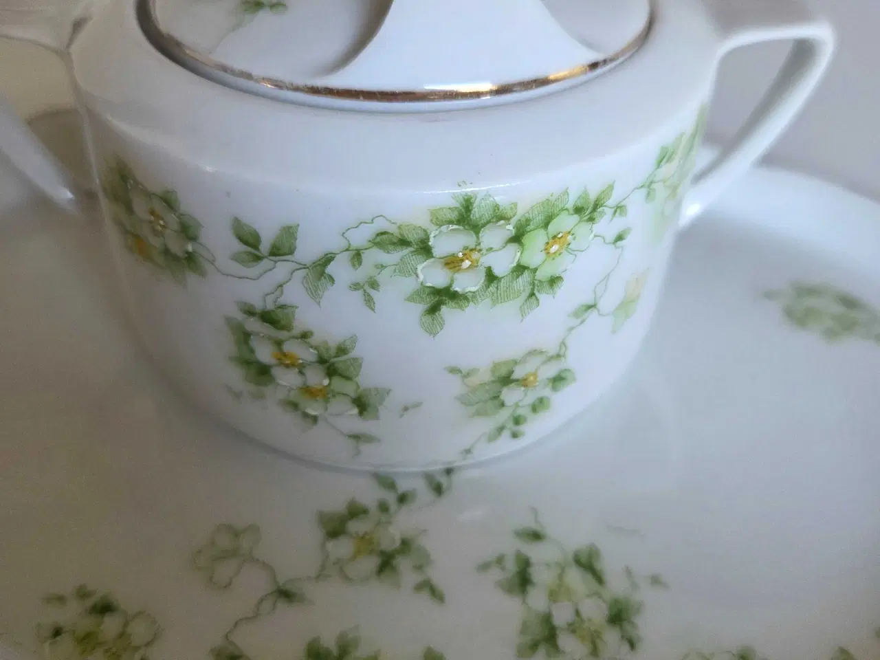 Billede 5 - Royal Vale Liljekonval kaffestel tibehør.
