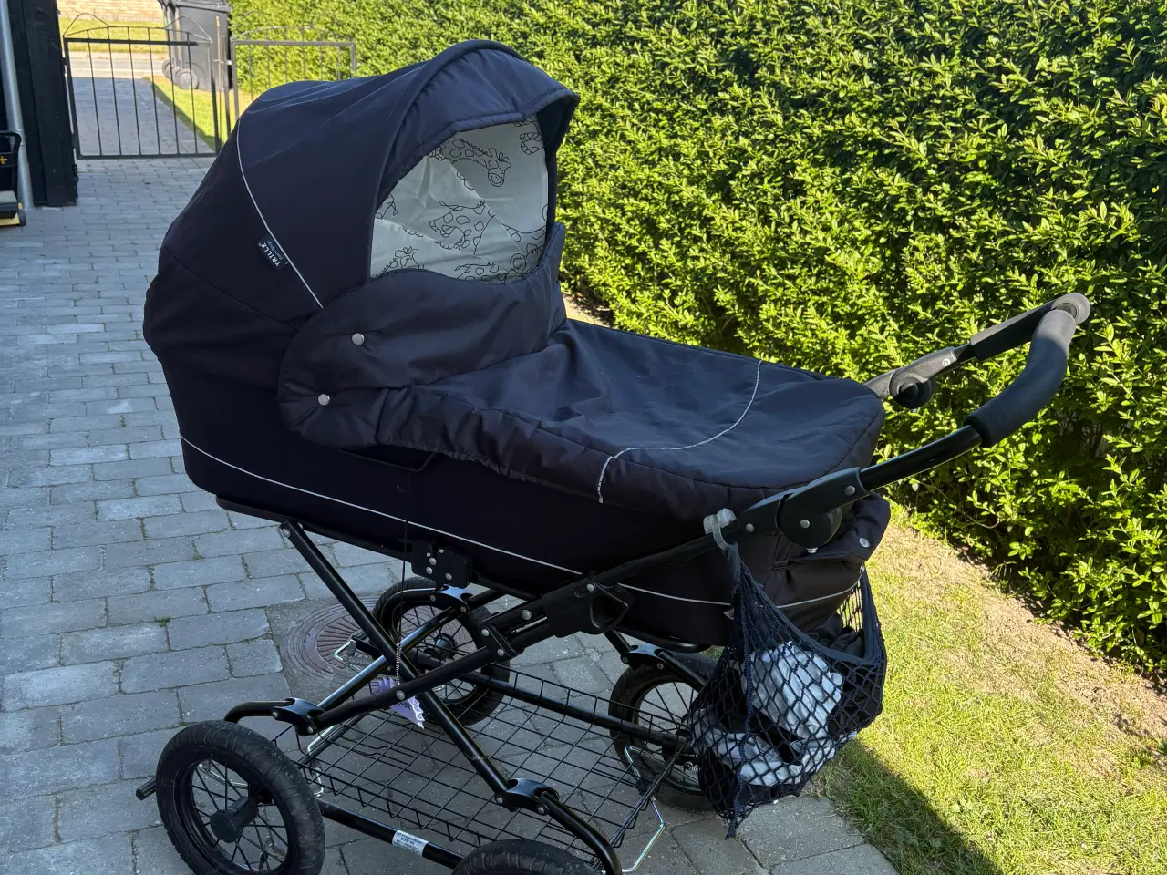 Billede 1 - Barnevogn sælges