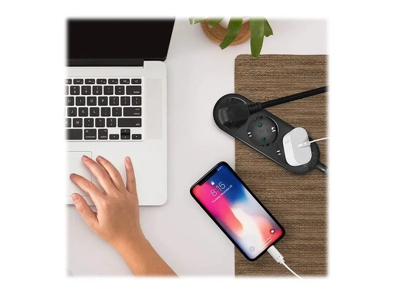 Billede 2 - Stikdåse 3?udtag 16 A, LogiLink – sort, 1,5 m