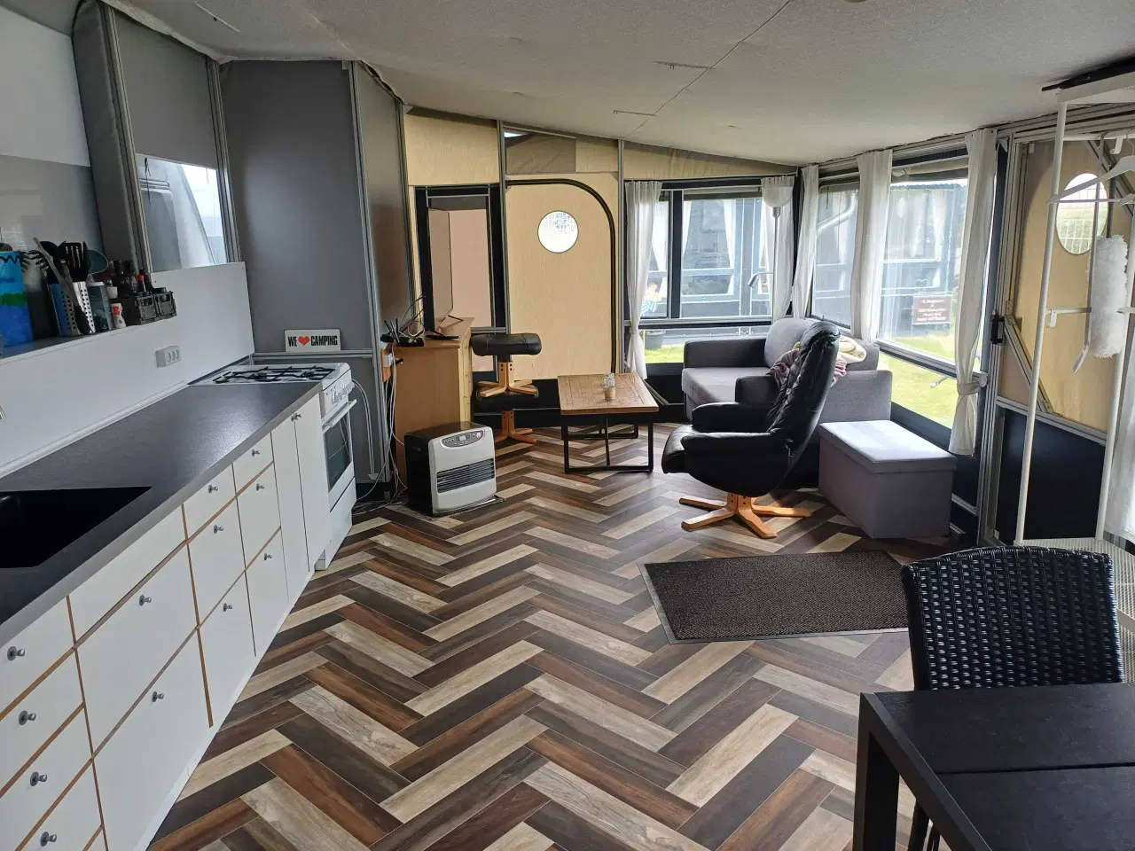 Billede 4 - Campingvogn med Villa fortelt