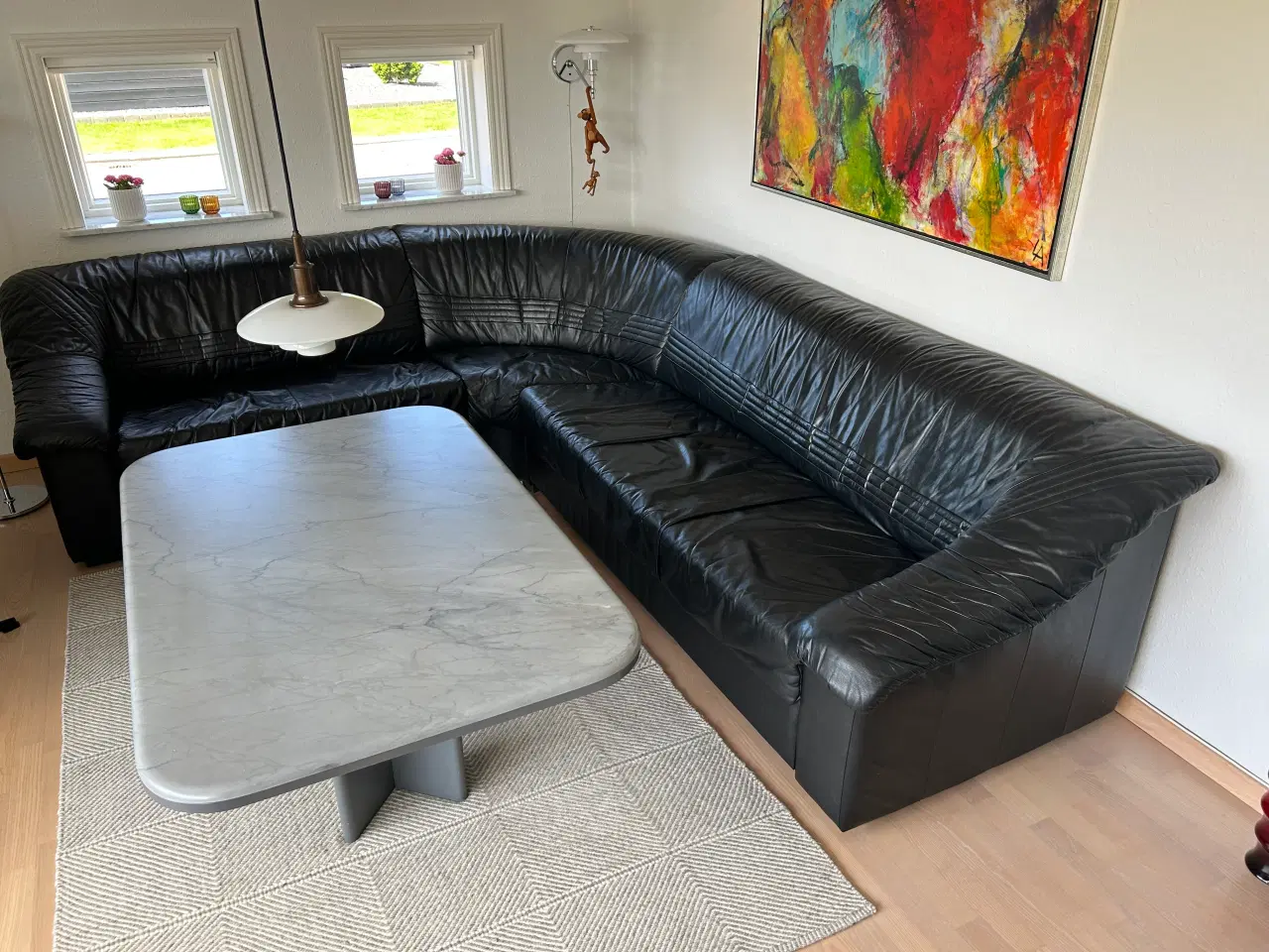 Billede 1 - Hjørnesofa sort læder
