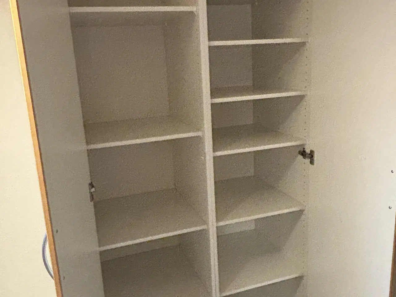 Billede 2 - 2 stk HTH skabe