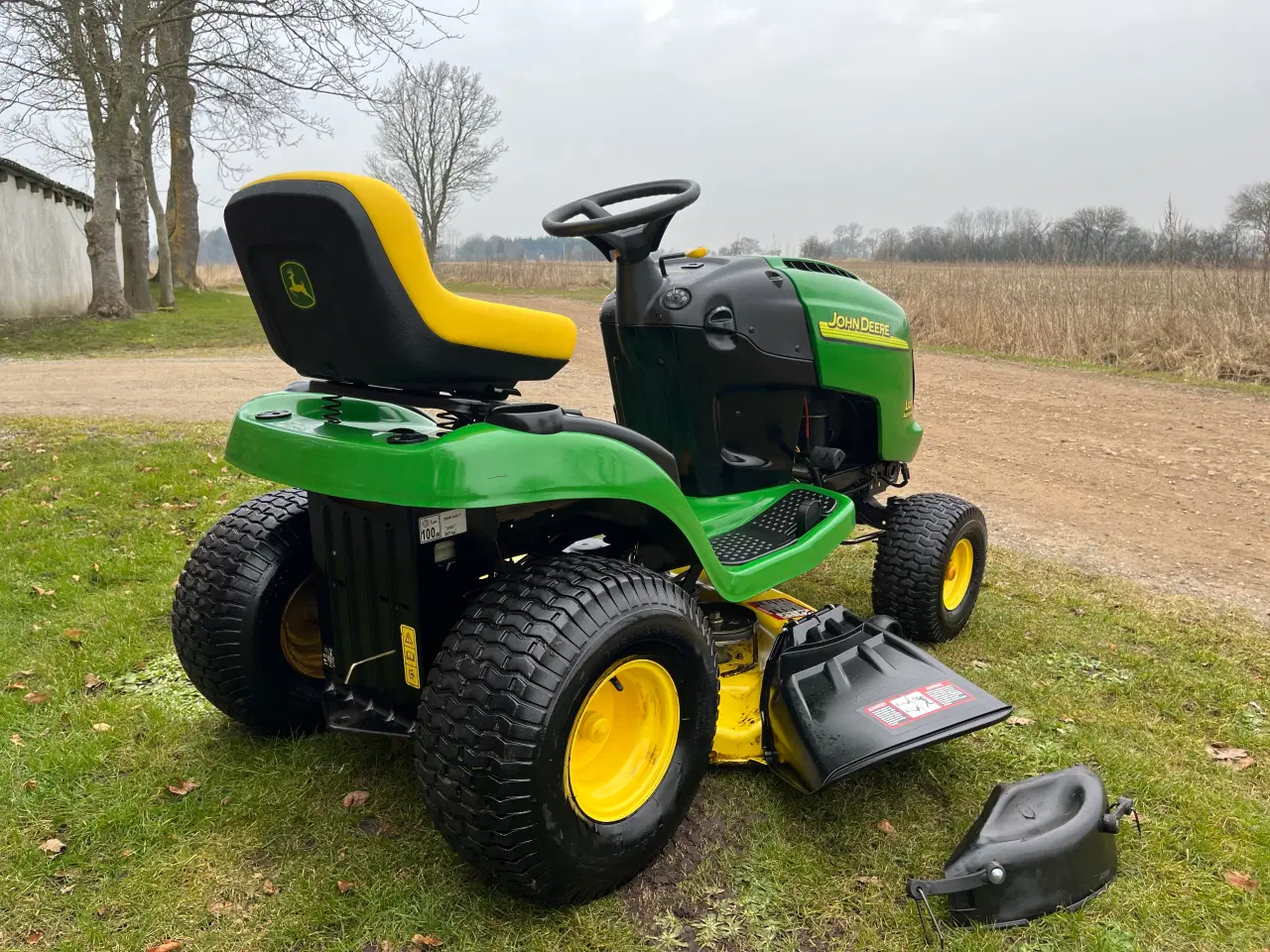 Billede 1 - John Deere sælges 