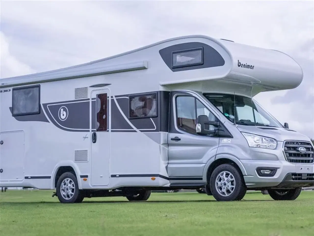 Billede 1 - 2023 - Benimar Sport 363 NK   Ekstrem velholdt autocamper til familien