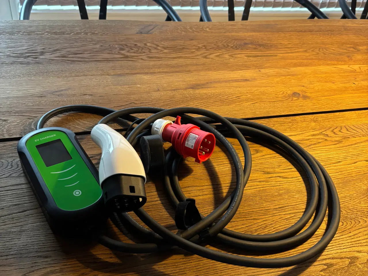 Billede 1 - Lader til el-bil, 3 faset 16A kraftstik til type 2