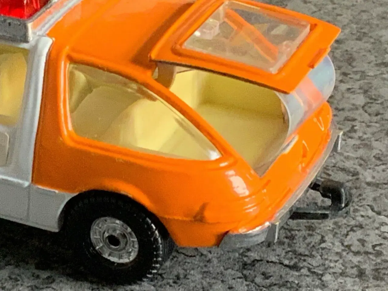 Billede 4 - Corgi Toys No. 484 AMC Pacer, scale 1:36