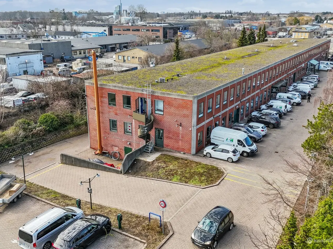 Billede 1 - Kontor i velfungerende erhvervsområde