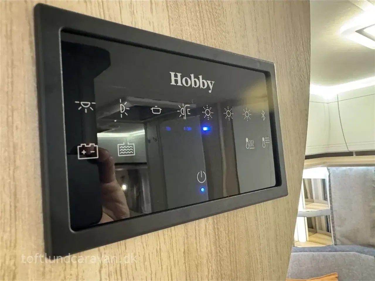 Billede 14 - 2026 - Hobby De Luxe 495 UL   NY 2026. Sønderjyllands aut. HOBBY forhandler. Enkeltsenge m/lameludtræk, NU PÅ LAGER TIL OMGÅENDE LEVERING.