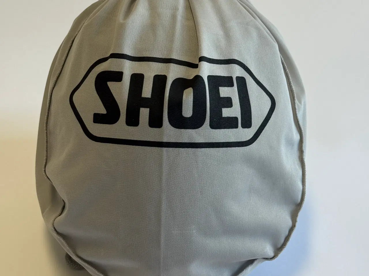 Billede 6 - Shoei integralhjelm i mat sort og hvid farve