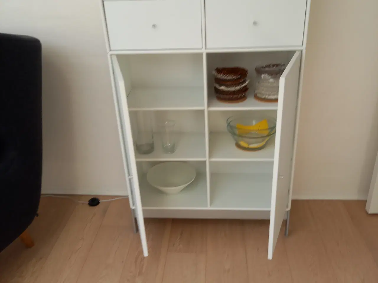 Billede 5 - Quadrant glasvitrineskab i hvid