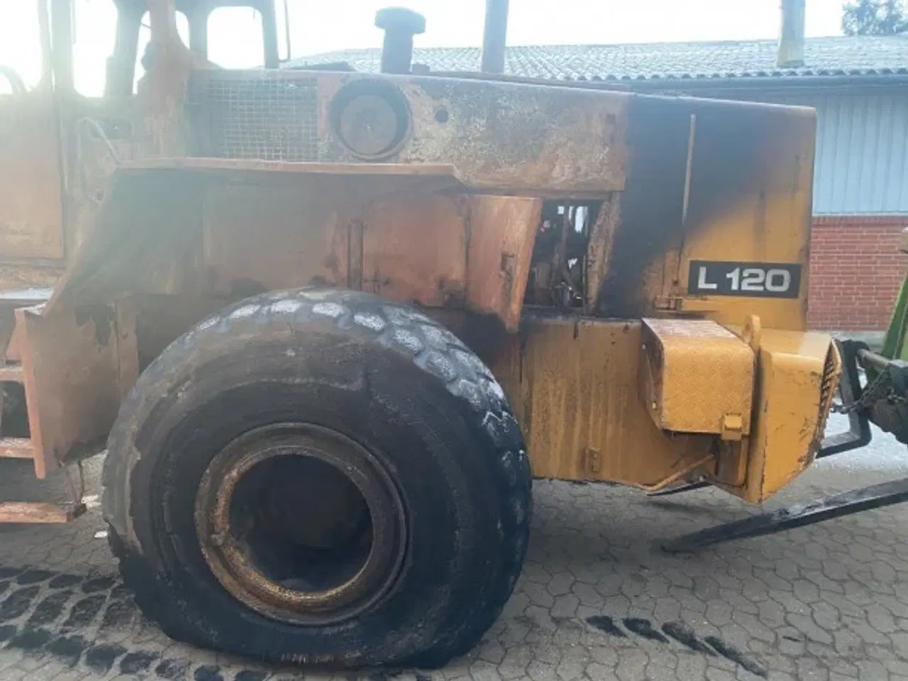 Billede 10 - Volvo L120 (Sælges i dele/For parts)