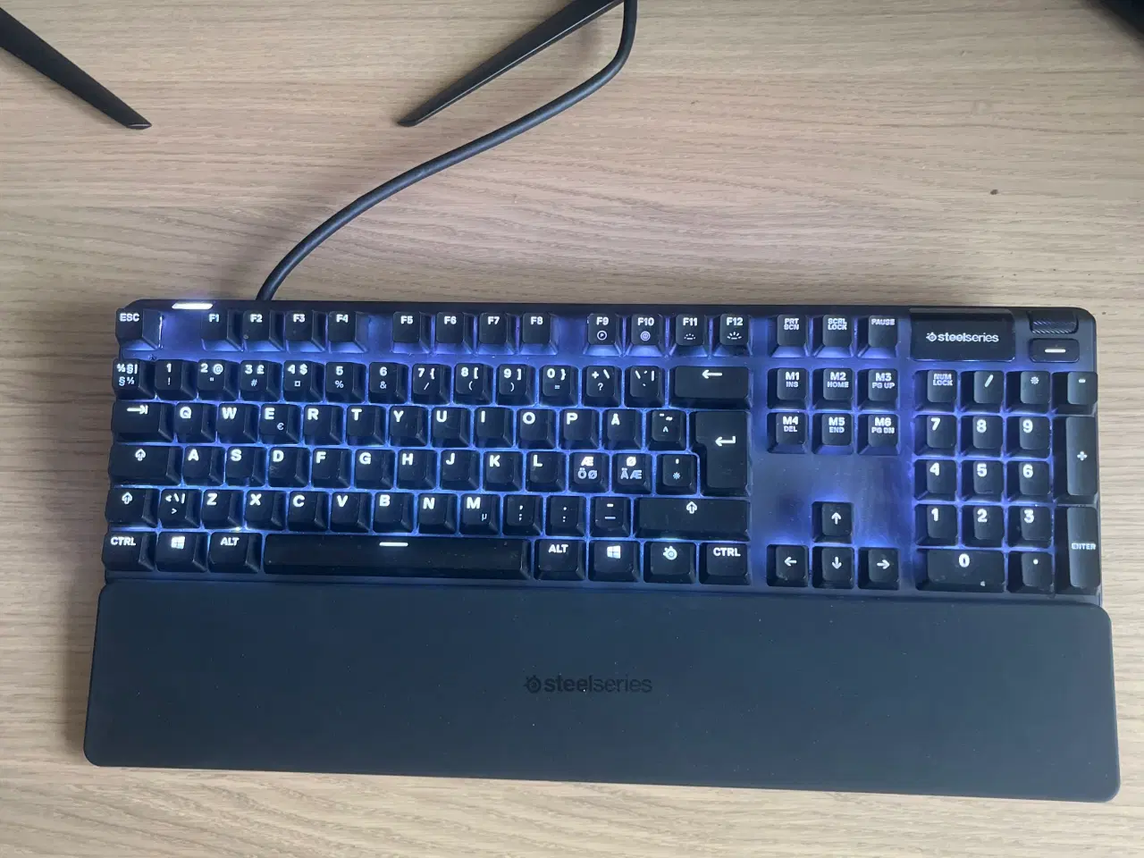 Billede 3 - Tastatur og mussemåtte 