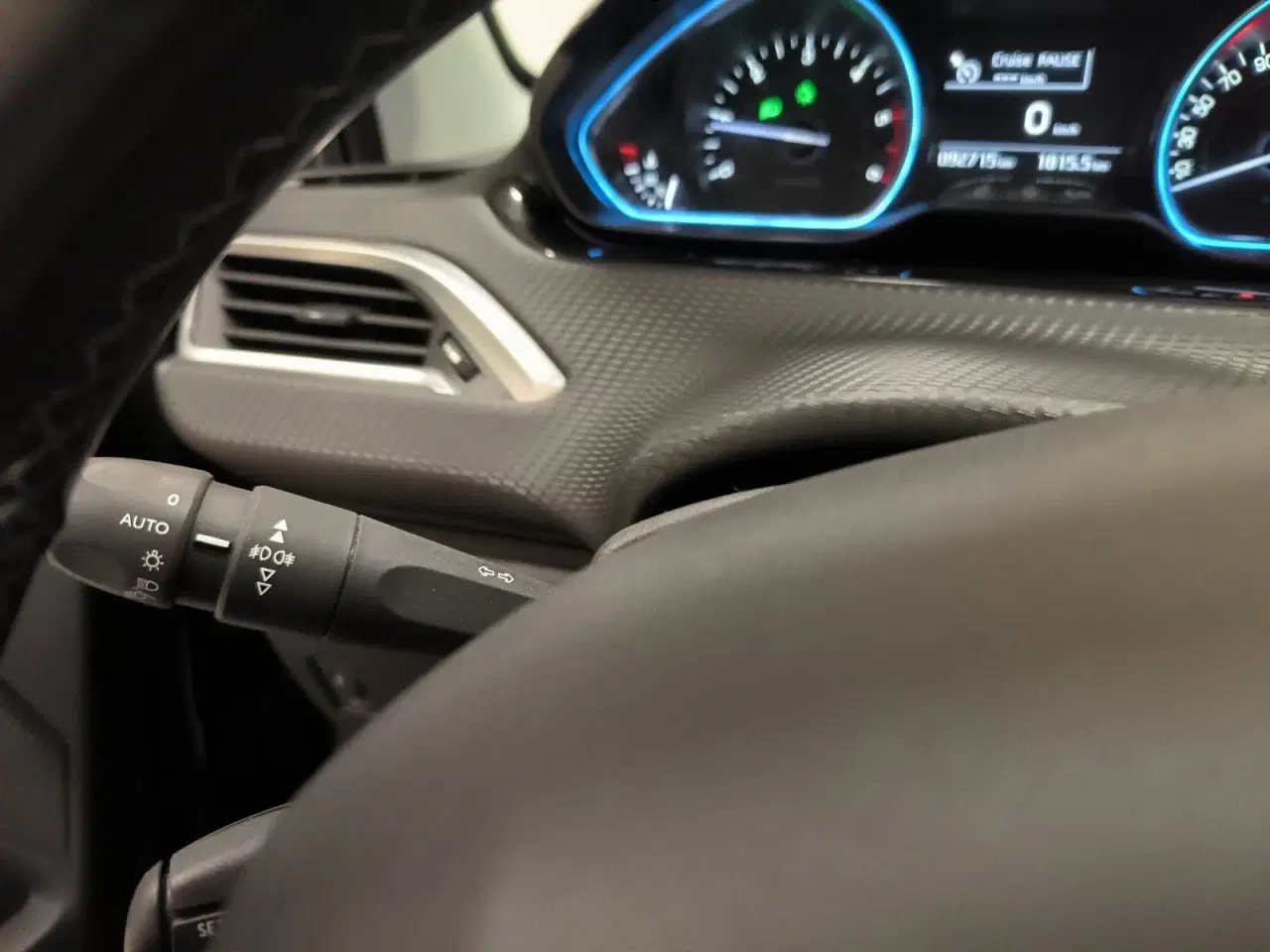 Billede 15 - Peugeot 2008 1,6 BlueHDi 100 Allure