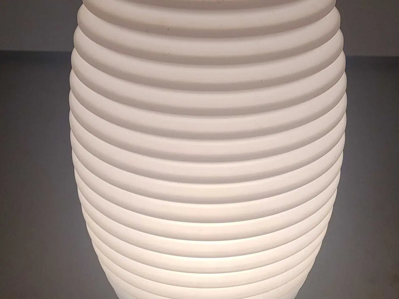 Billede 3 -  3 i 1 Lampe/ højtaler /vinkøler 