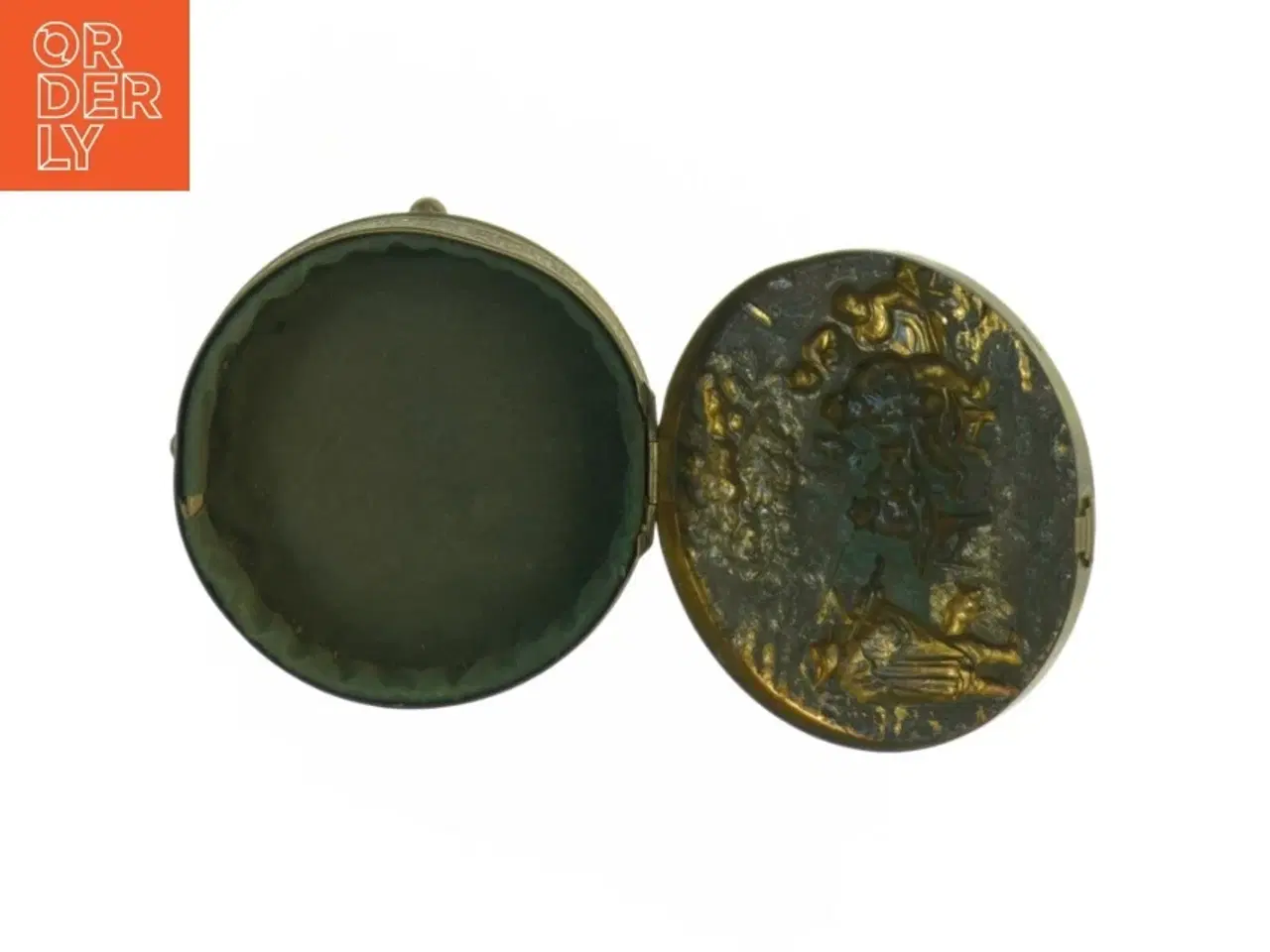 Billede 6 - Antik messing æske (str. 12 x 4 cm)