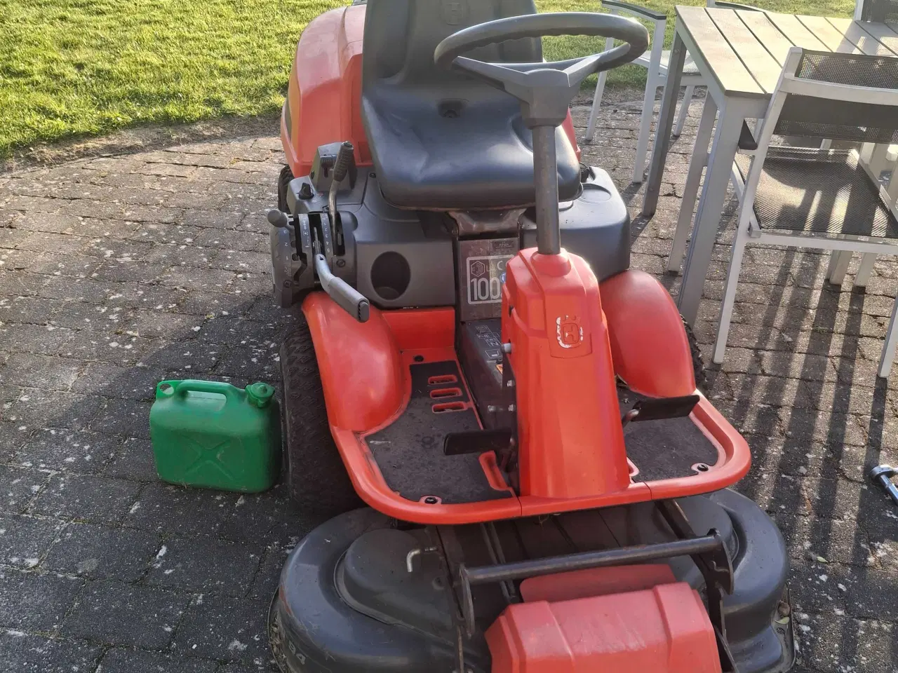 Billede 3 - Fin hűsqvarna  frontmonterrt