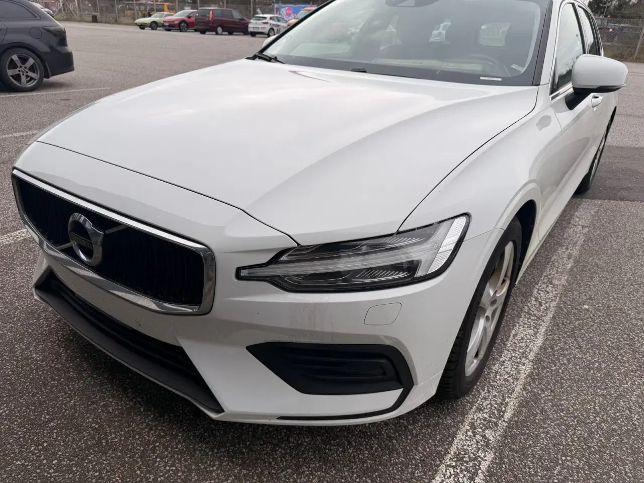 Billede 1 - Volvo V60 2,0 D4 190 Momentum aut.