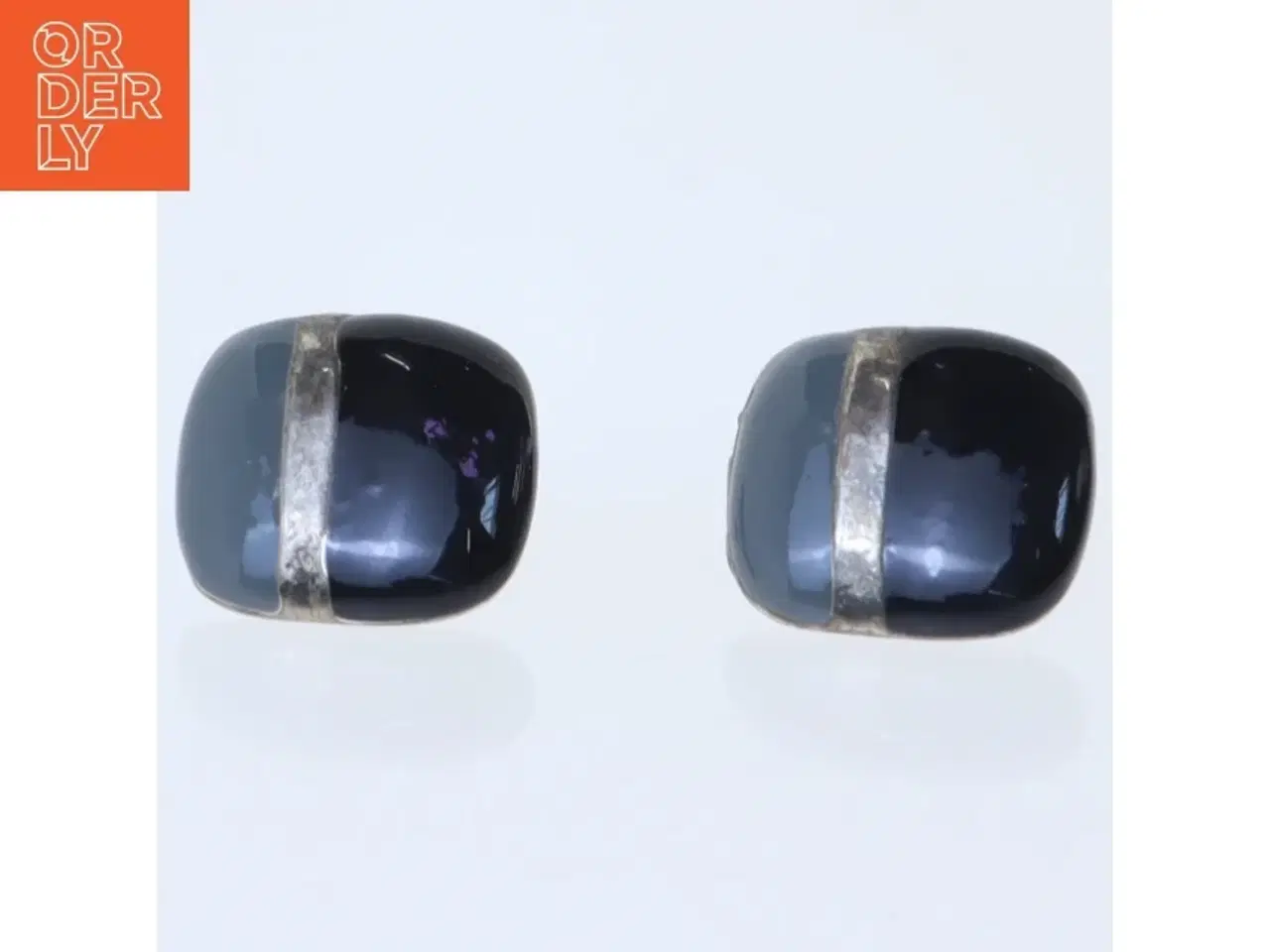 Billede 2 - Sorte 80'er eller 90'er ørestikker (str. 15 mm)