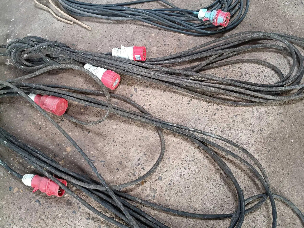 Billede 1 - Kraft kabler 3 lange 