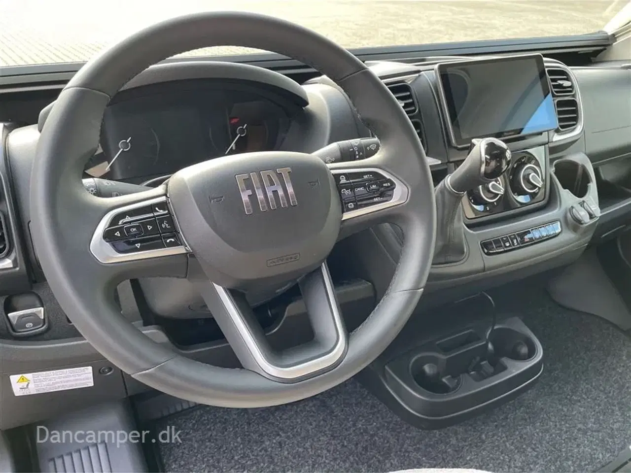 Billede 8 - 2026 - Chausson 797 Ultimate Line   Chausson 797 Ultimate Line, 140 HK, 8-trins automatgearkasse, solcelle. sænkeseng, alu.fælge og adaptiv fartpilot