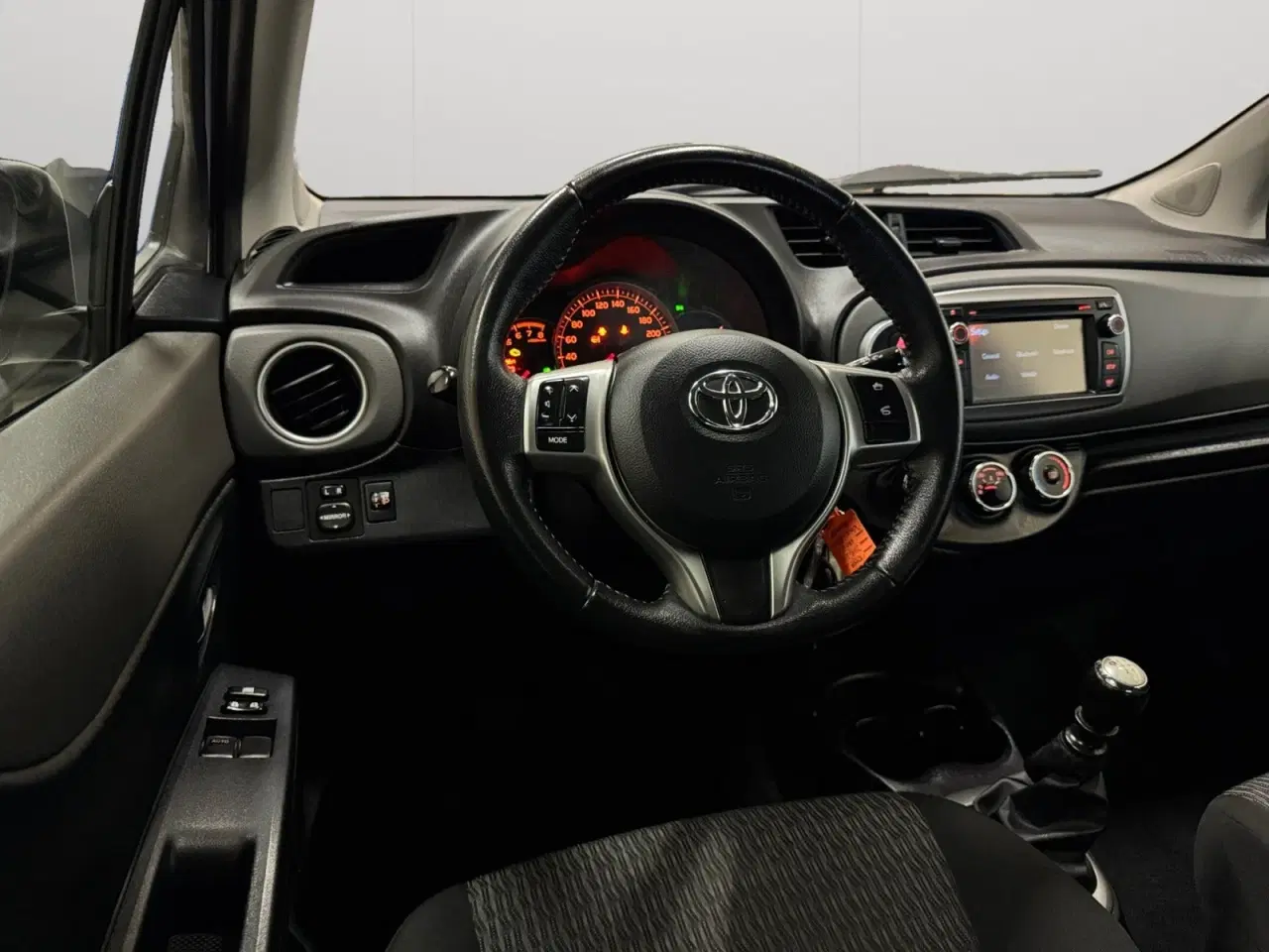 Billede 5 - Toyota Yaris 1,3 VVT-i T2