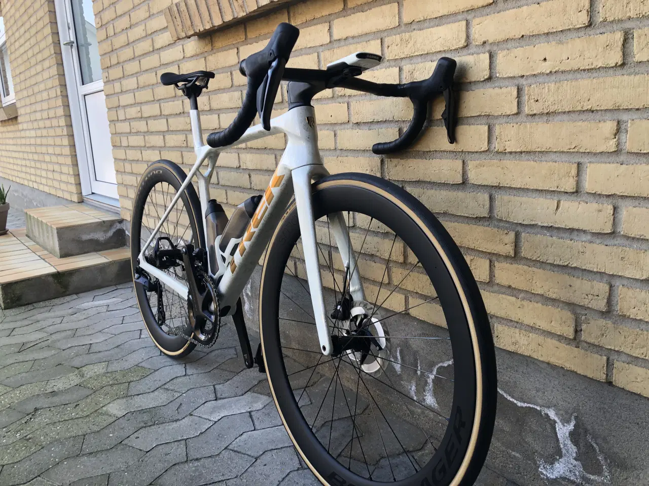 Billede 1 - TREK Madone SLR 8 Project One