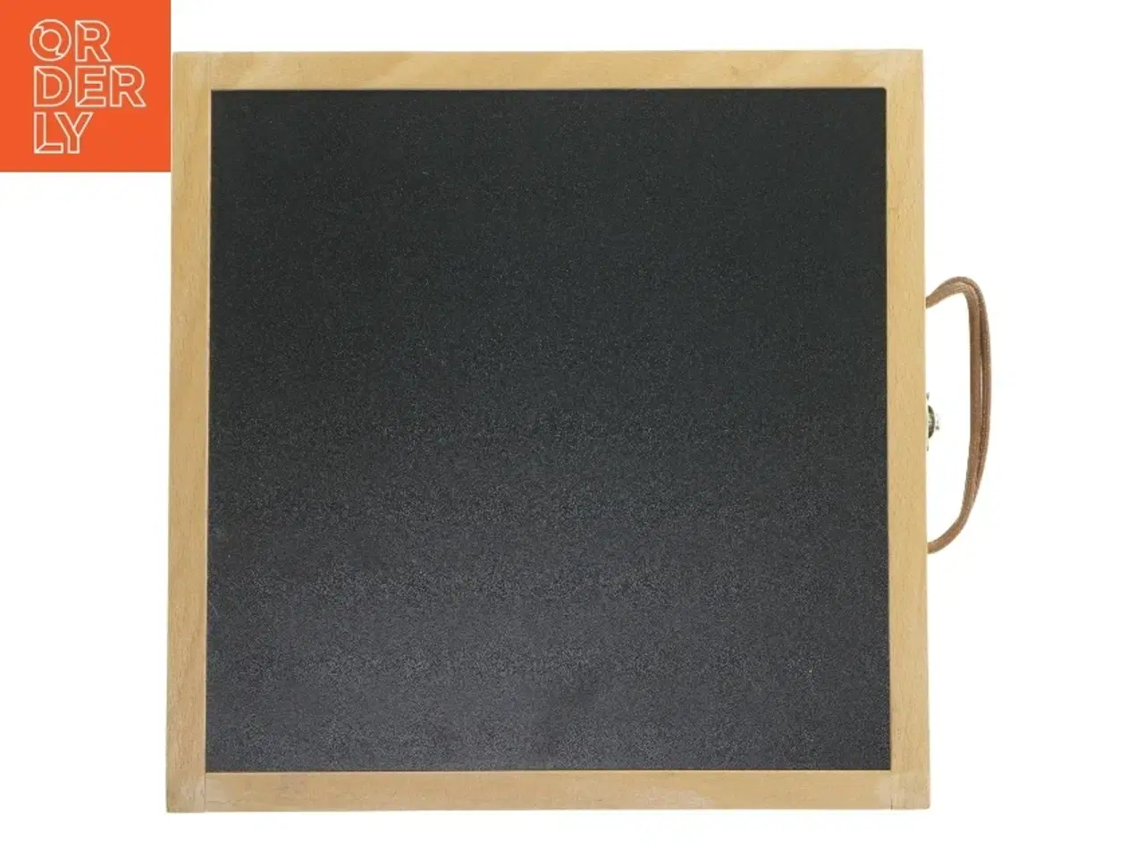 Billede 1 - Krea sort tavle med træramme fra Krea (str. 30,5x30,5 cm)