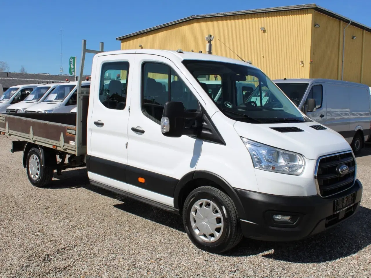 Billede 2 - Ford Transit 350 L3 Chassis 2,0 TDCi 130 Mandskabsvogn m/lad Trend FWD