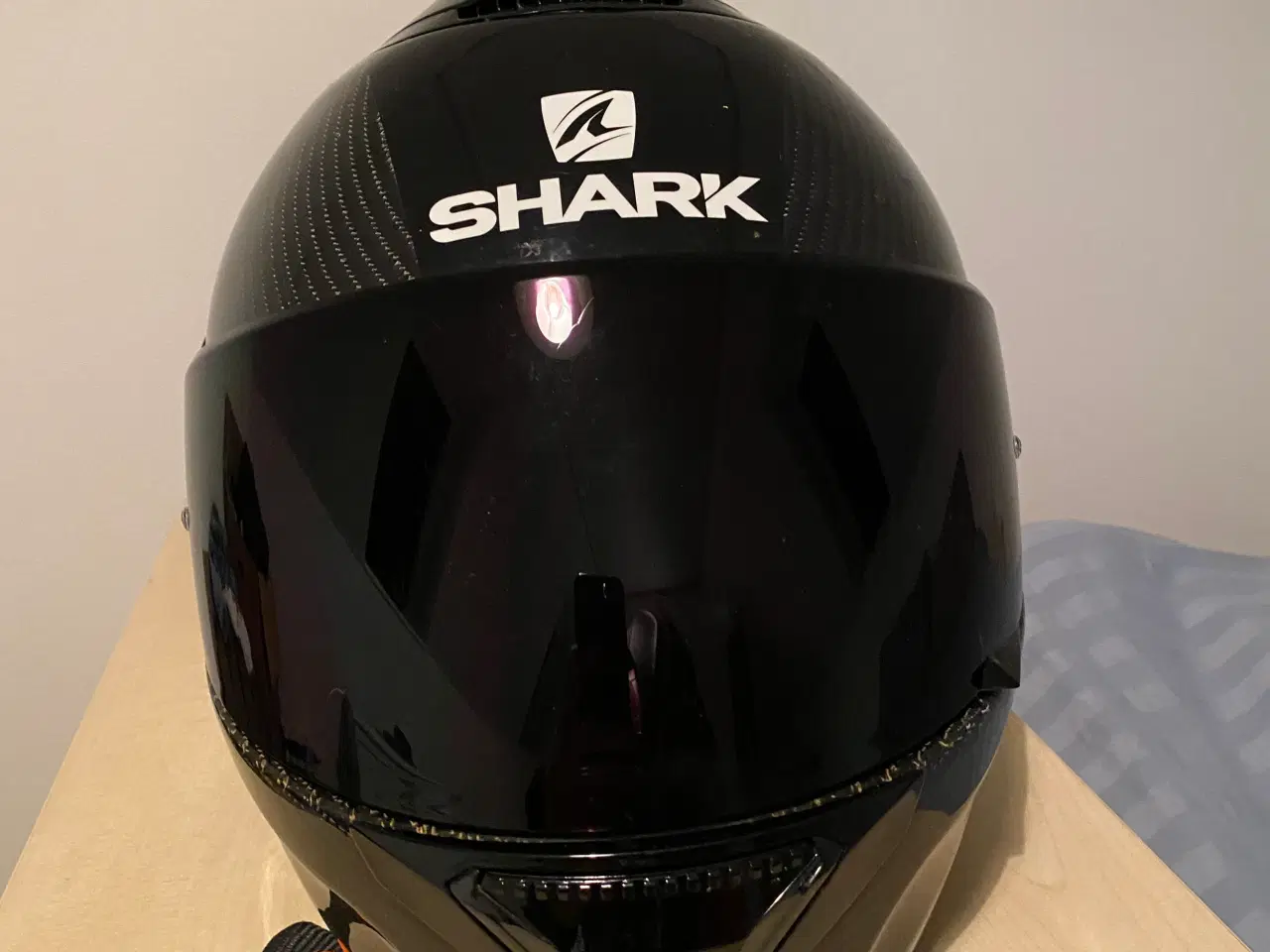 Billede 2 - Shark Spartan carbon hjelm medium med shark talk