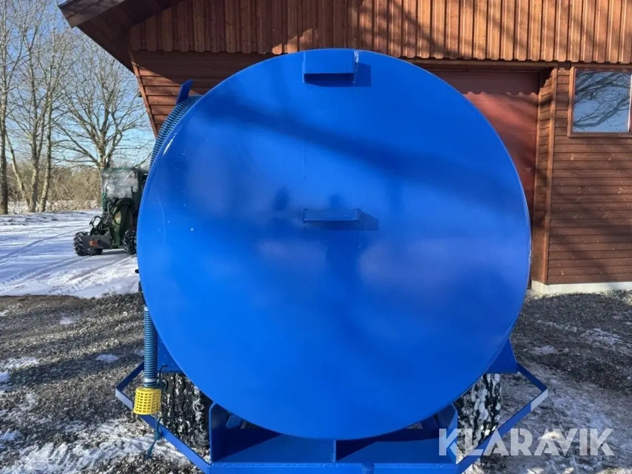 Billede 11 - Vandvogn Sandby 2500L med pumpe