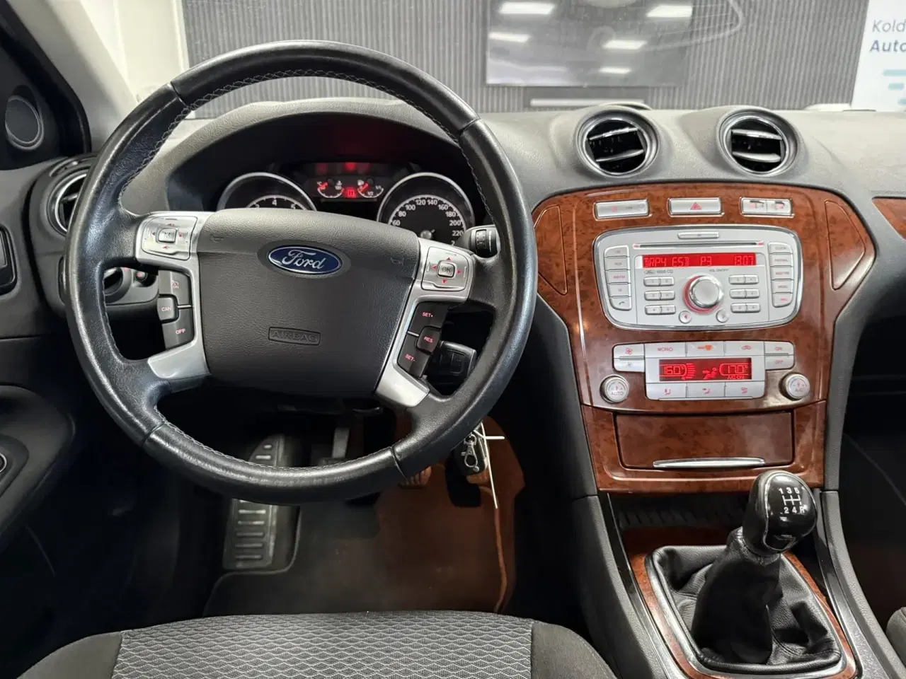 Billede 11 - Ford Mondeo 2,0 Ghia 145HK 5d