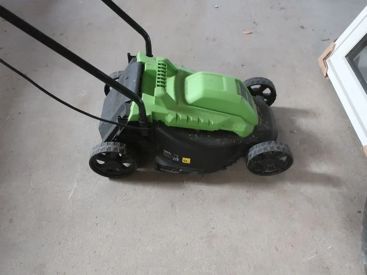 Billede 2 - Plæneklipper GARDEN elektrisk 1300W