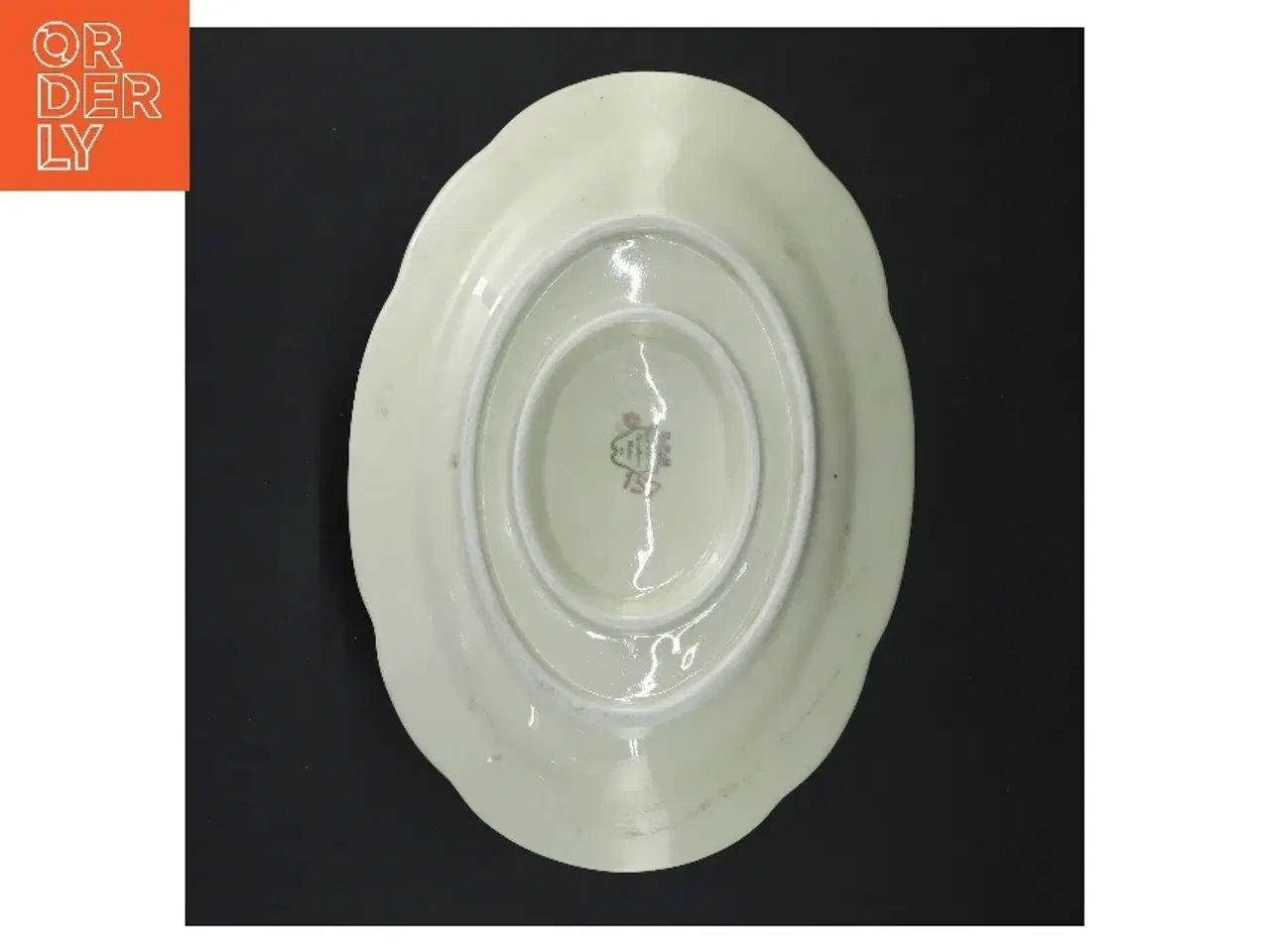 Billede 3 - Porcelæns saucekande med tallerken fra Københavns Porcellains Maleri (str. 25x10x18 cm)