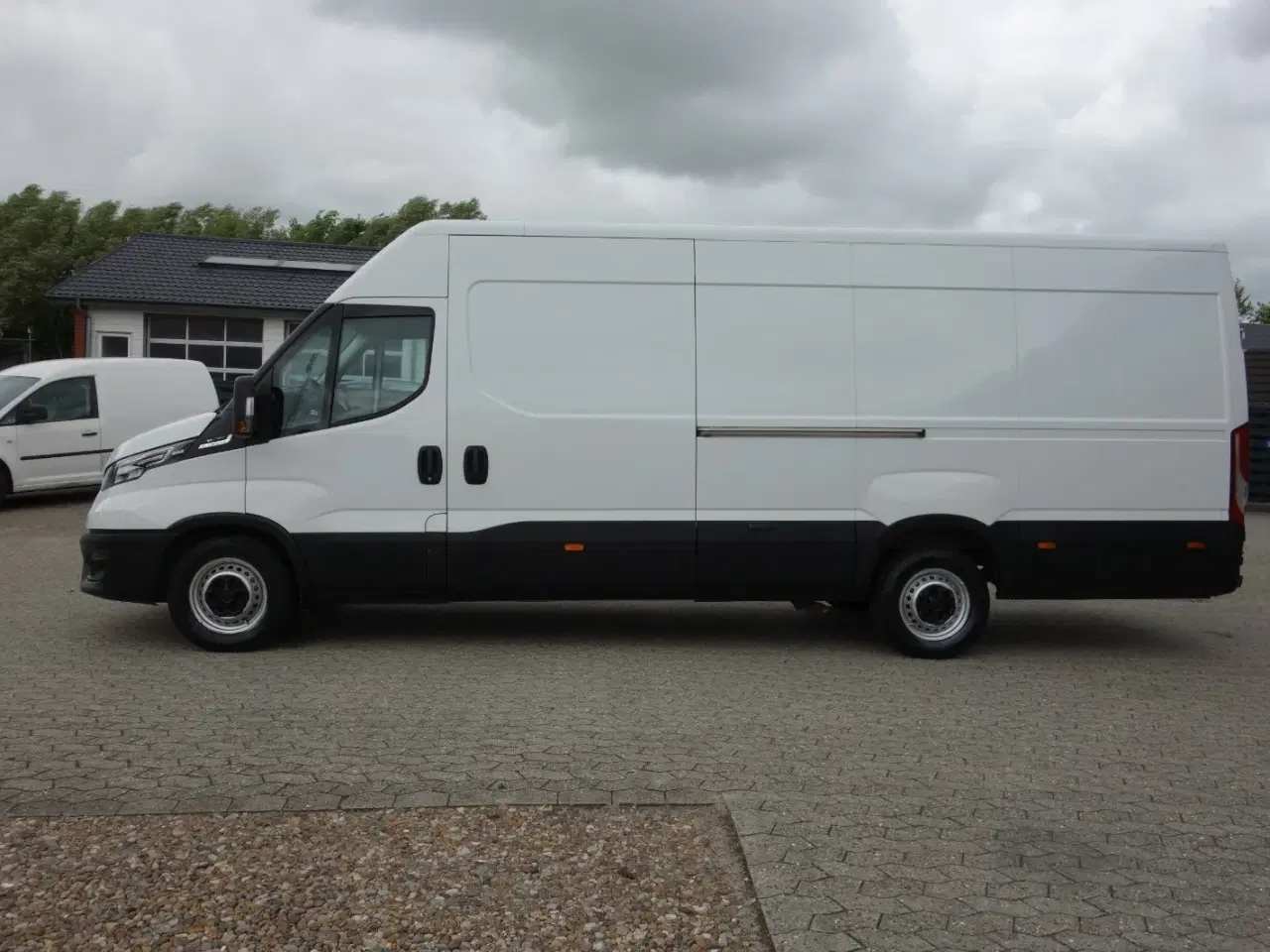 Billede 3 - Iveco Daily 2,3 35S16 16m³ Van AG8