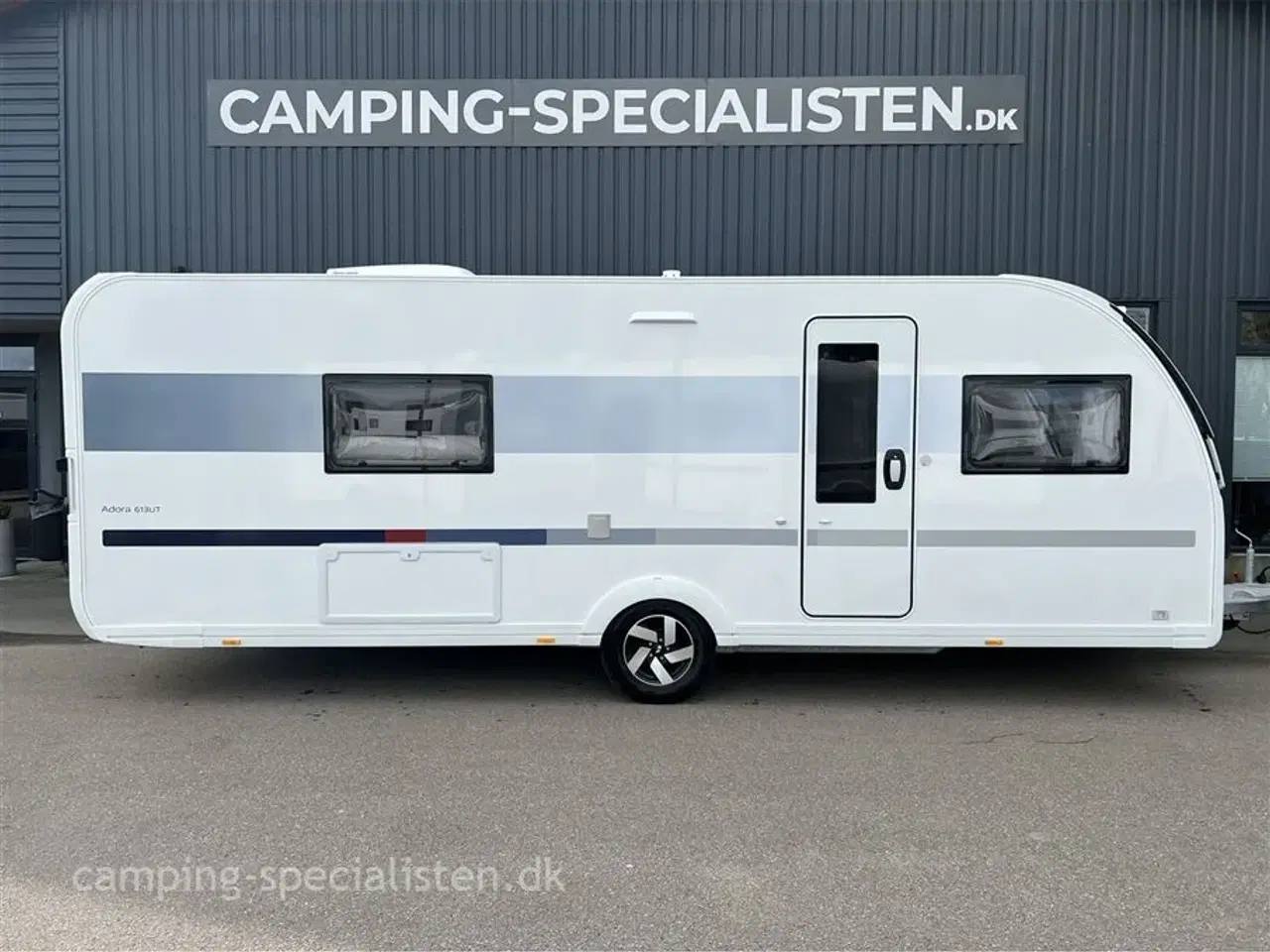 Billede 1 - 2024 - Adria Adora 613 UT Selected Edition   Adria Adora 613 UT Selected Edition 2023/2024 - Kan ses nu hos Camping-Specialisten.dk i Aarhus