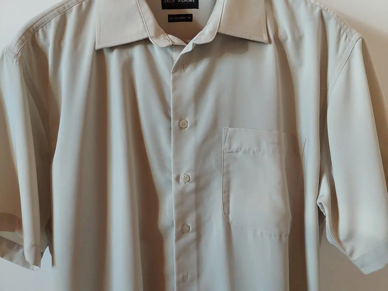 Billede 1 - Skjorte m Korte Ærmer xl/Pæn Som Ny 