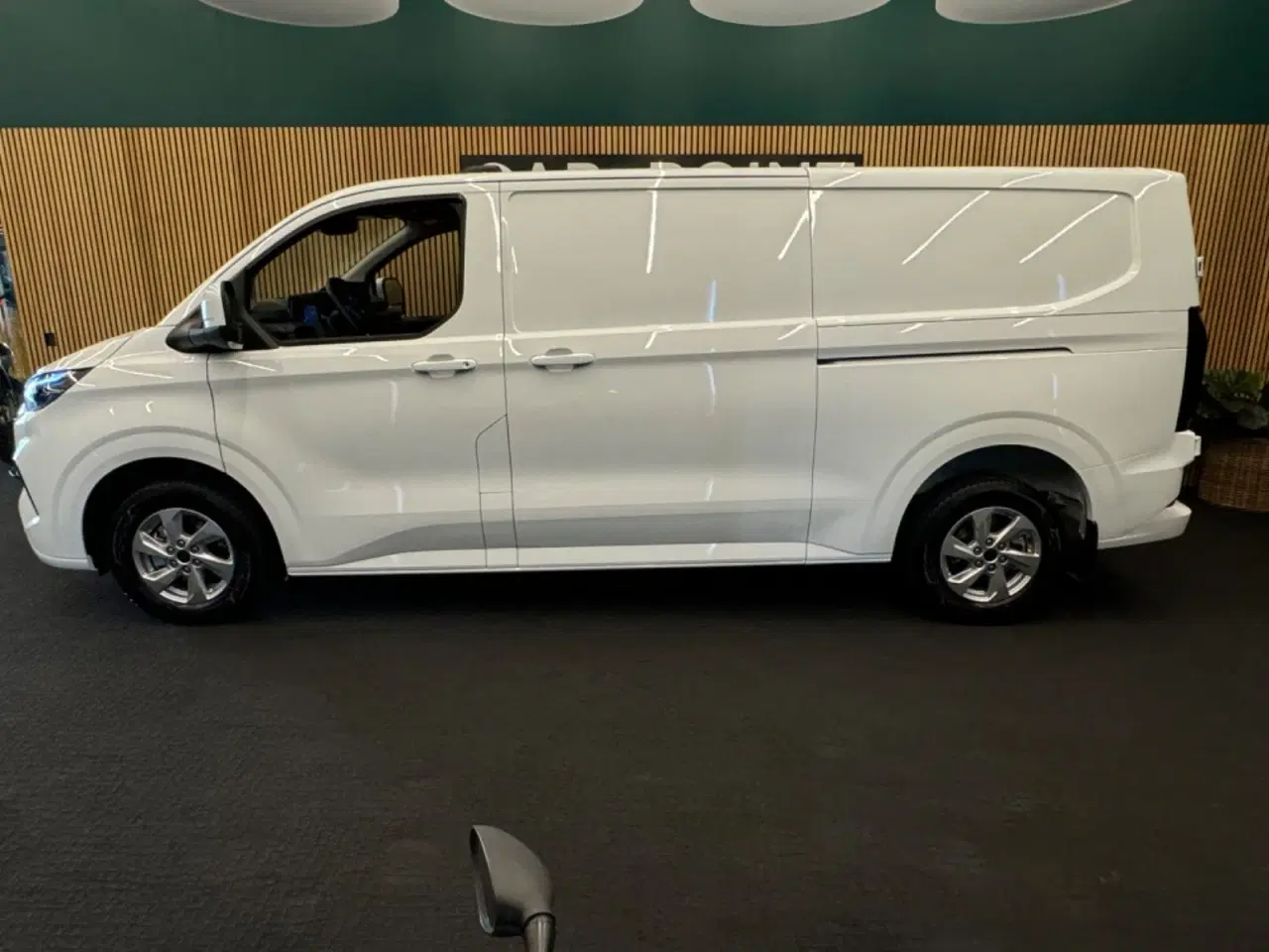 Billede 2 - Ford Transit Custom 300L 2,0 EcoBlue Limited aut.