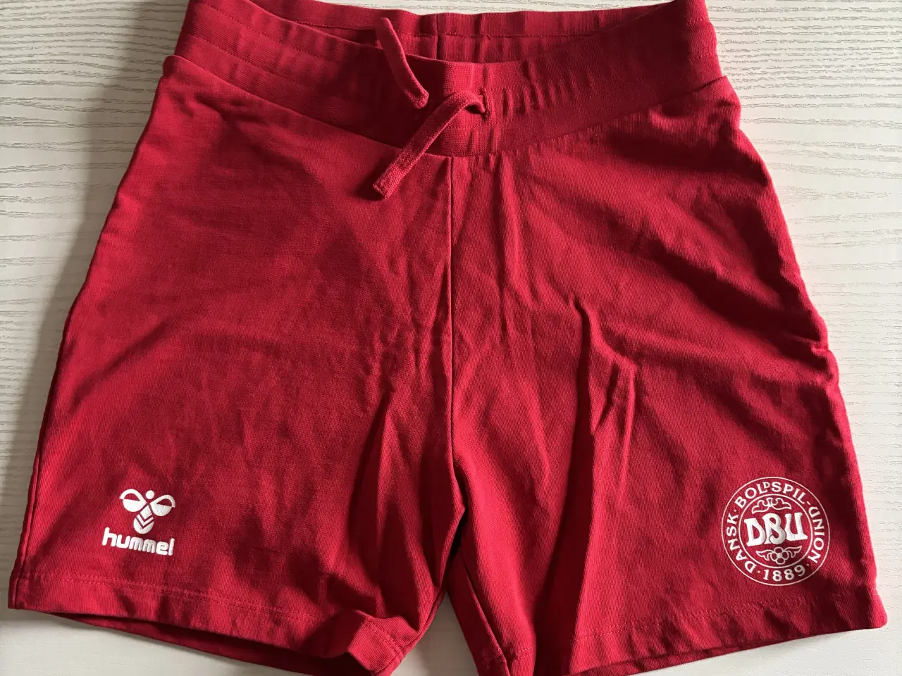 Billede 1 - Shorts, Hummel str. 140