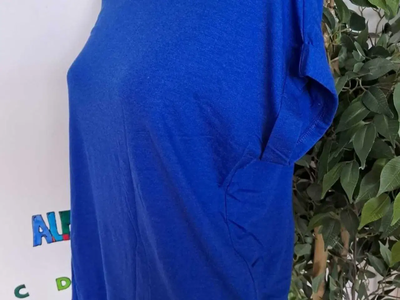 Billede 5 - T-shirt. Only. Small/36