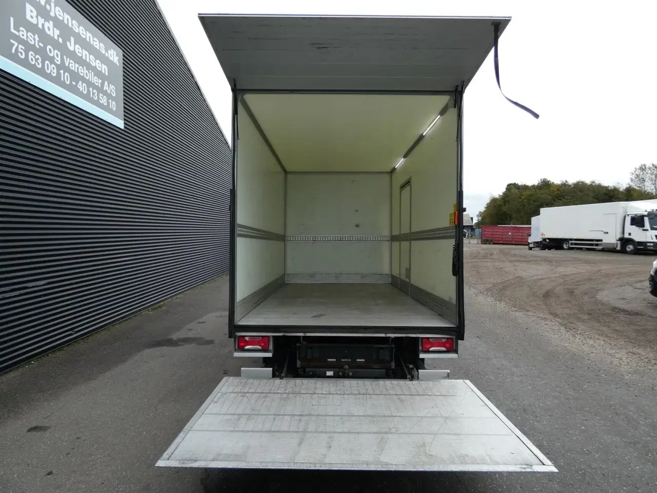 Billede 8 - Iveco Daily 35S16 4100mm 2,3 D m/Alukasse med lift Hi-Matic 156HK Ladv./Chas. 8g Aut.