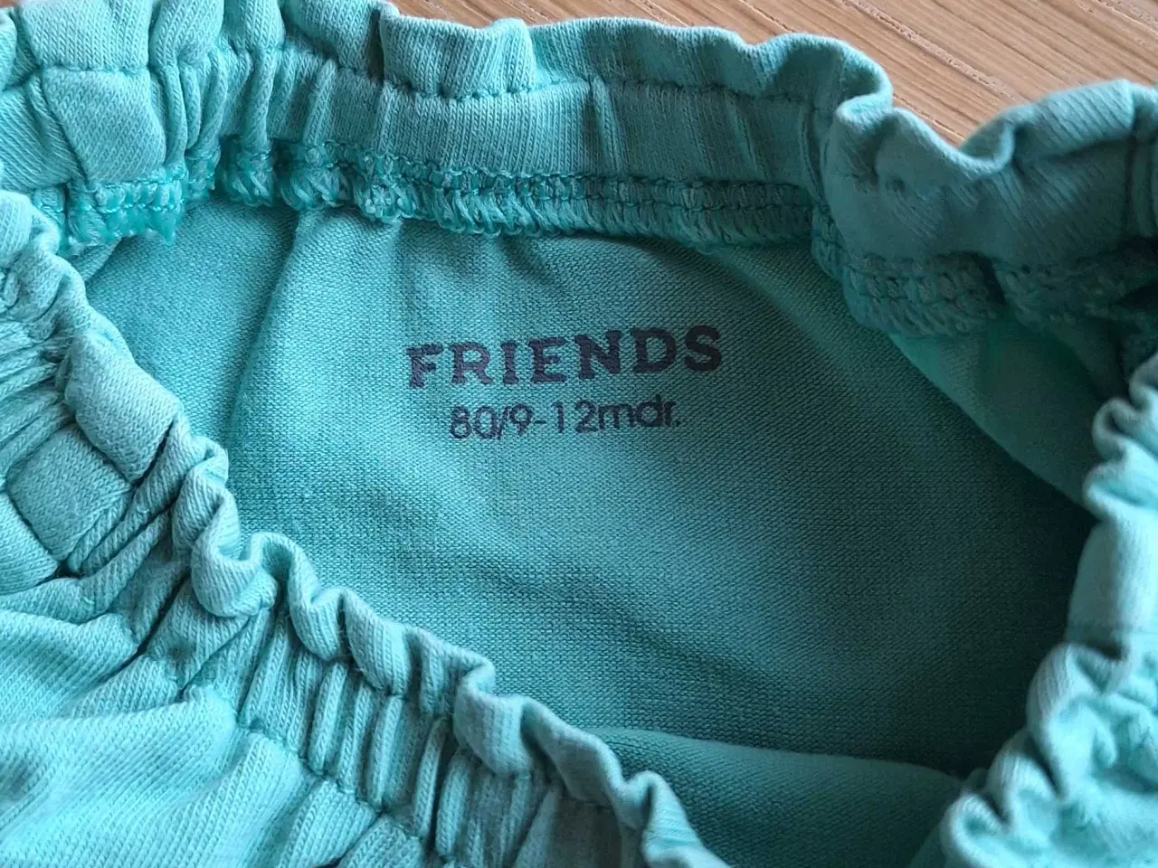 Billede 3 - T-shirt str.  80cm