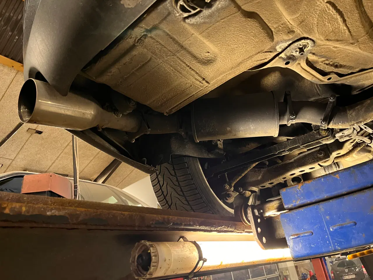 Billede 11 - Velkørende og super solid