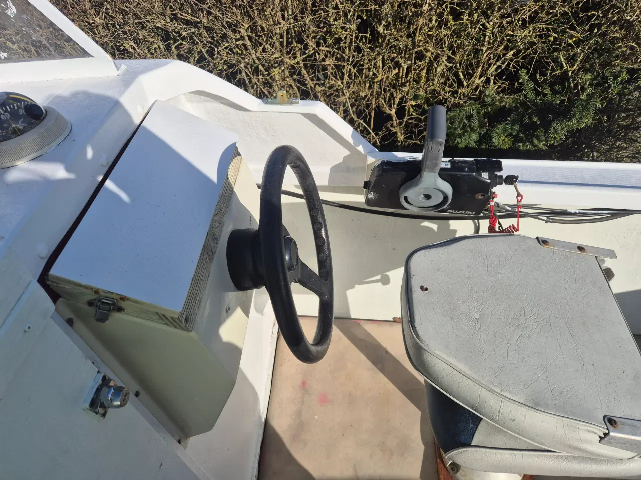 Billede 17 - Sejlklar motorbåd