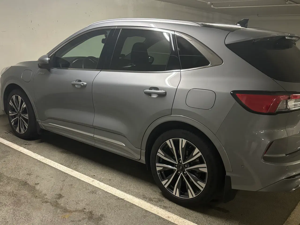 Billede 6 - Super velholdt Ford Kuga Vignale